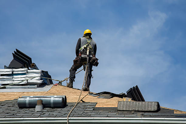 Professional Gutter Installation technician working in Pekin, IL